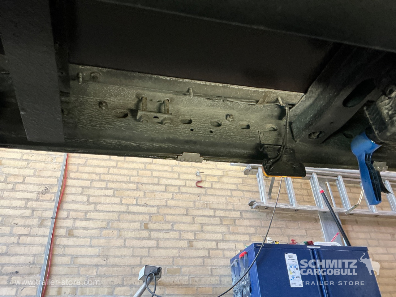 Schmitz Semi Curtainsider Mega