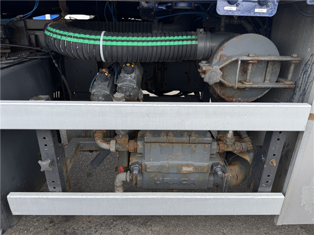 Mercedes Actros 2636 6x4 RHD Hvidtved Larsen Flexline 312