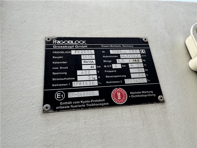 Volvo FE320 6x2*4 Frigoblock FK25SL 9.9 m kølekasse