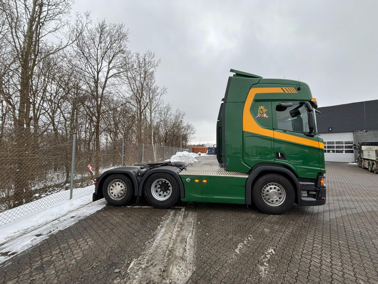 Scania R 520 A6x2NB Hydraulic