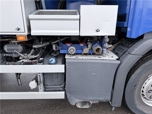 Scania P360 6x2*4 Hvidtved Larsen Flexline 310