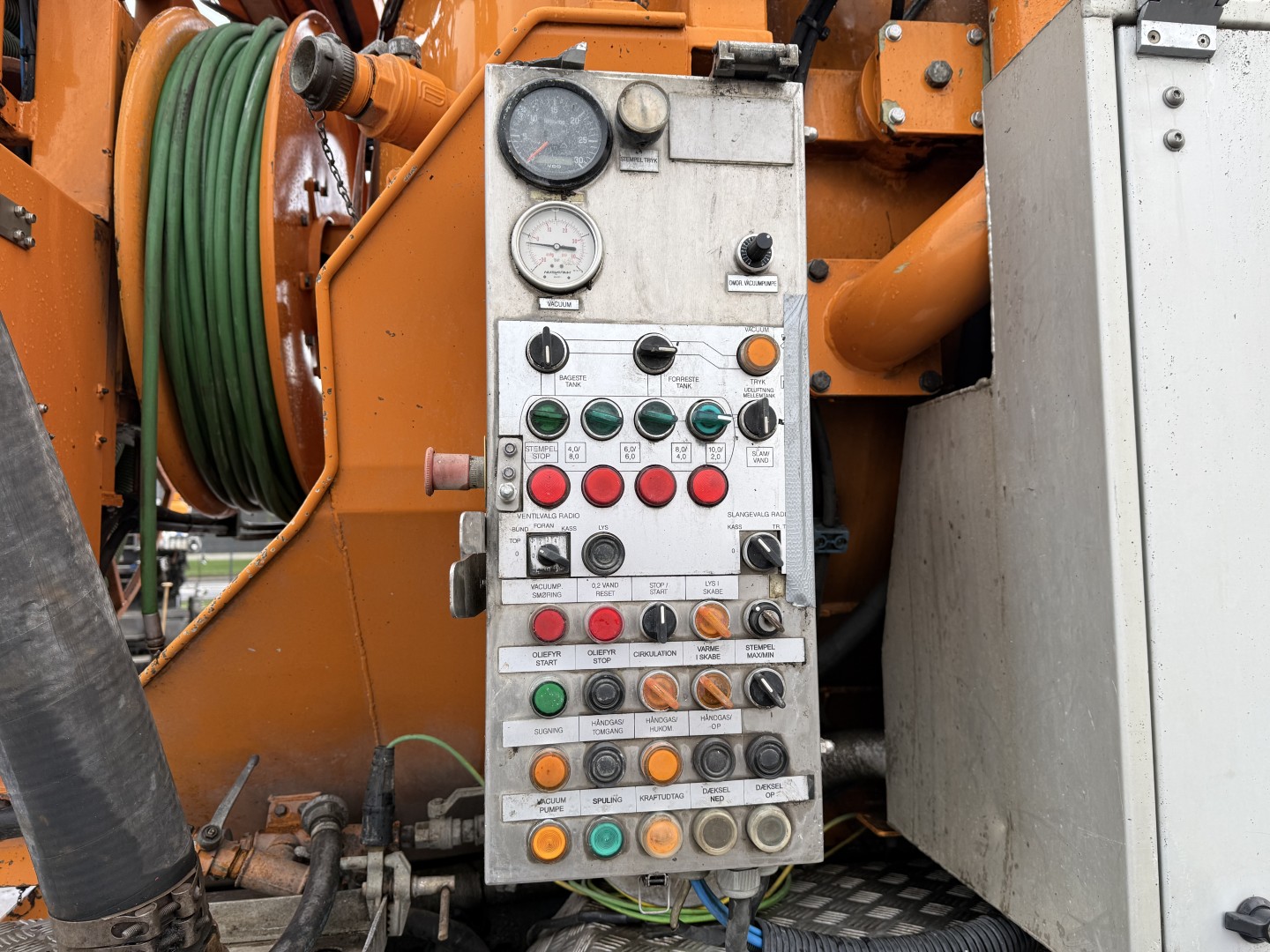 Scania P380 8x2*6 Hvidtved Larsen Flexline 414