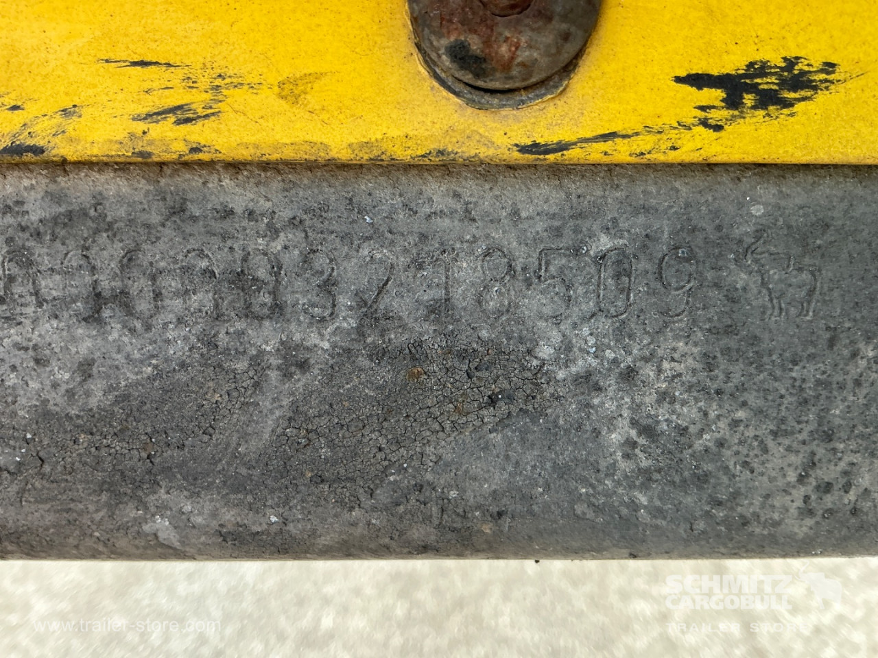 Schmitz Semi Curtainsider Mega