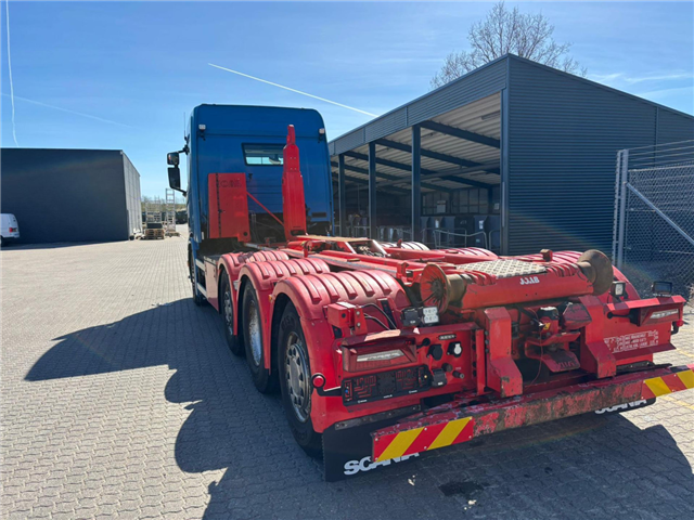 Scania R 520 B8x2/*6NB Hooklift