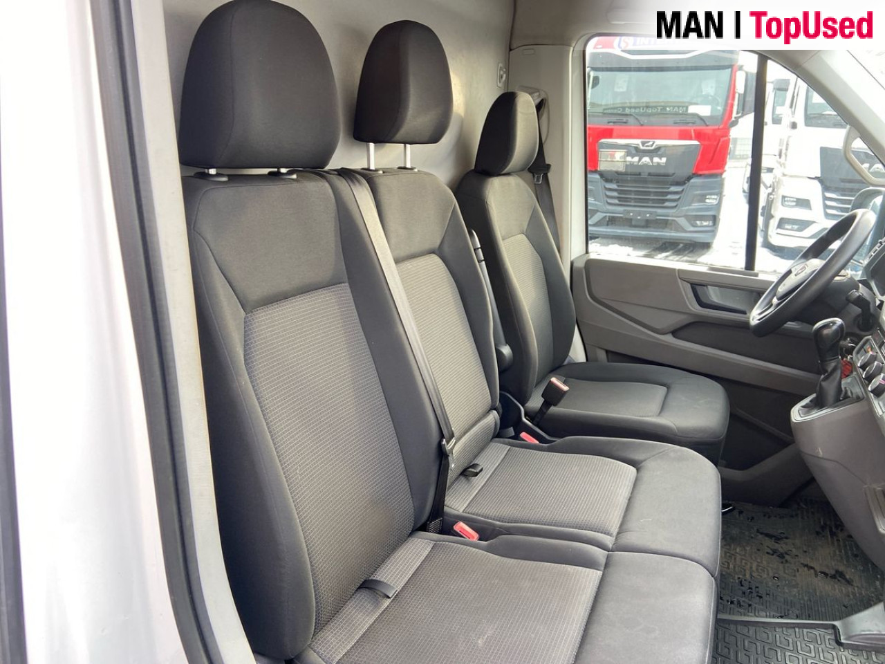 MAN TGE 3.180 4X2F SB