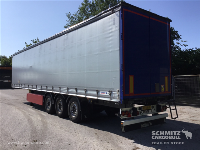 Schmitz Semi Curtainsider Standard , Foldedør højre