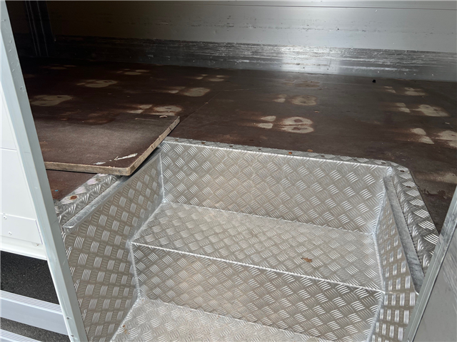 MAN TGL 12.220 kasse lift