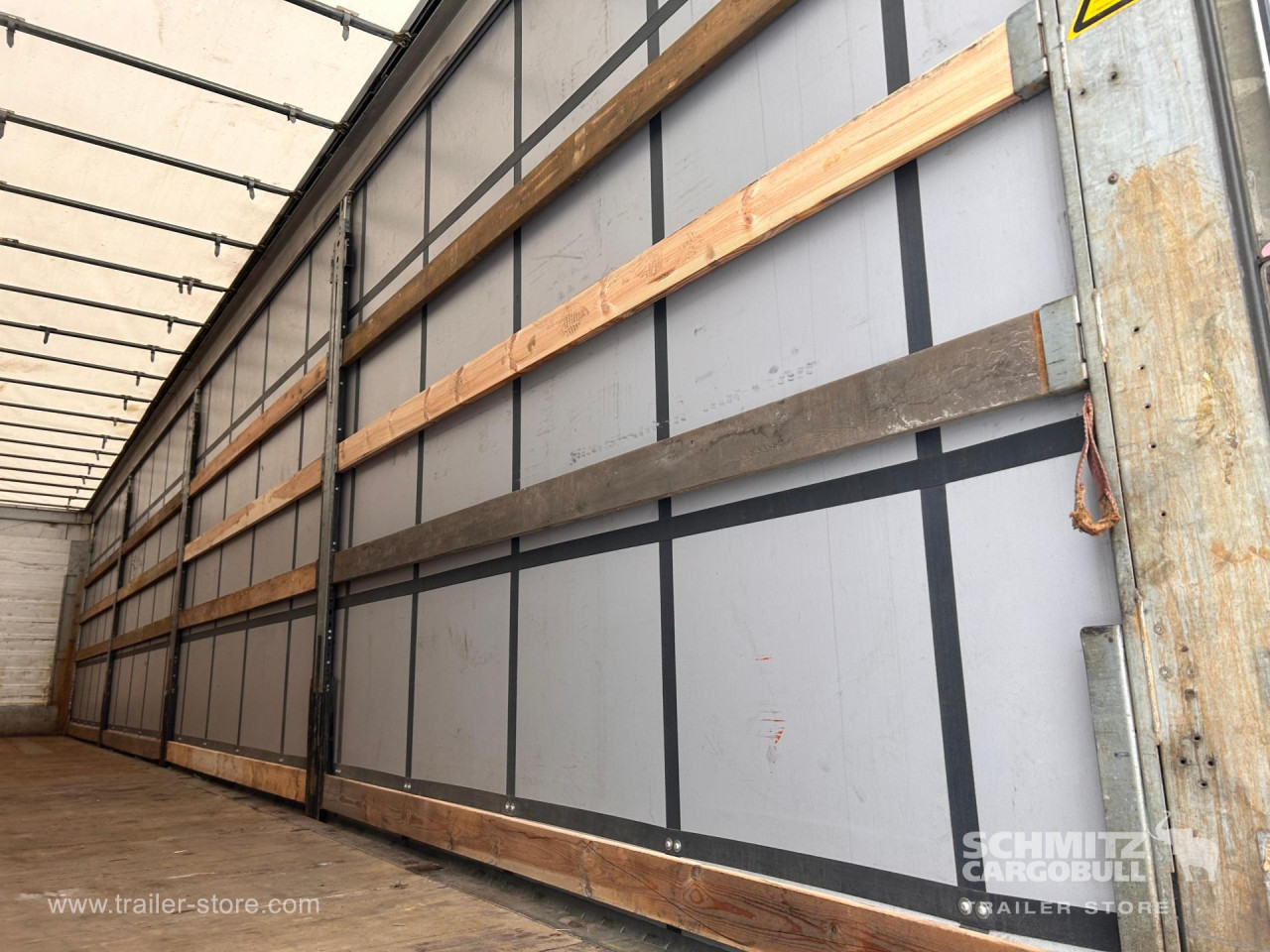 Schmitz Semi Curtainsider Standard Holder til gaffeltruck