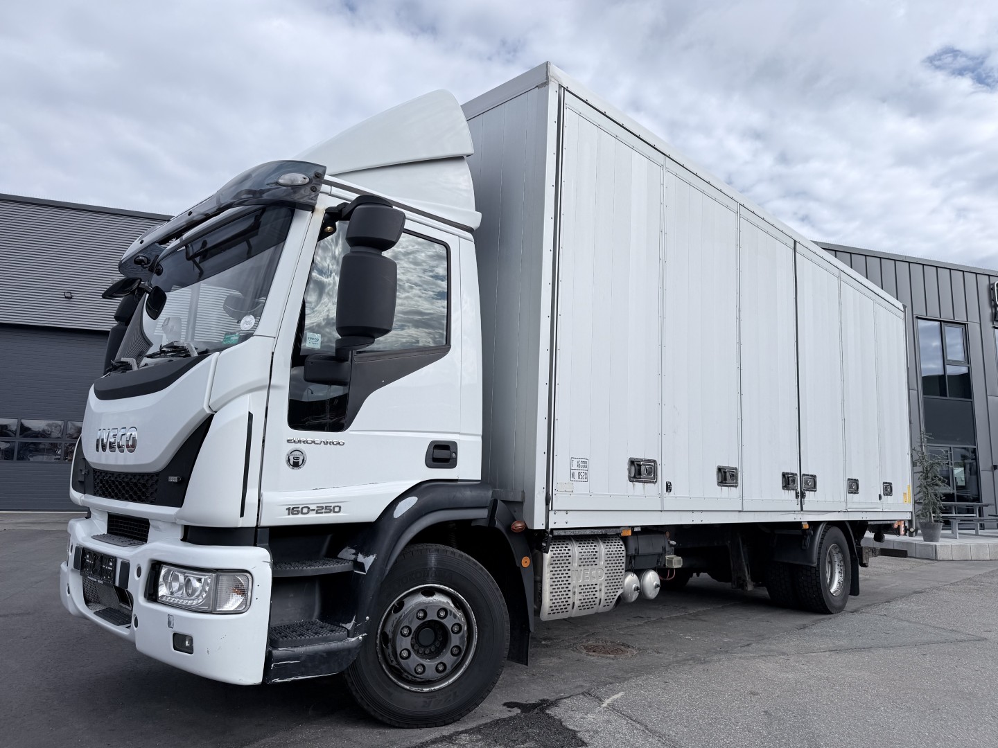 Iveco EuroCargo 160-250 Sideåbning 7,3 m / Euro 6