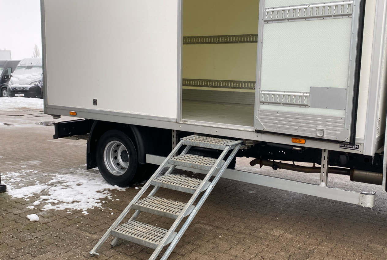 Iveco 70C21A8H/P 8 pallers