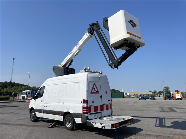 Mercedes 516 CDI Versalift VT-155-FZ 15,6 m.