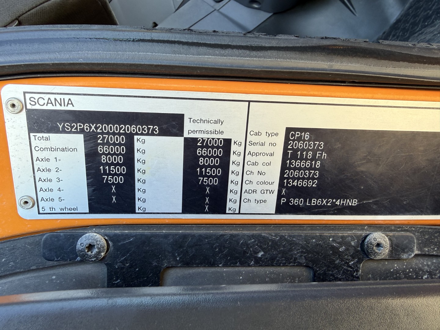 Scania P360 6x2*4 Korp & Son 12.500 l. Kombi