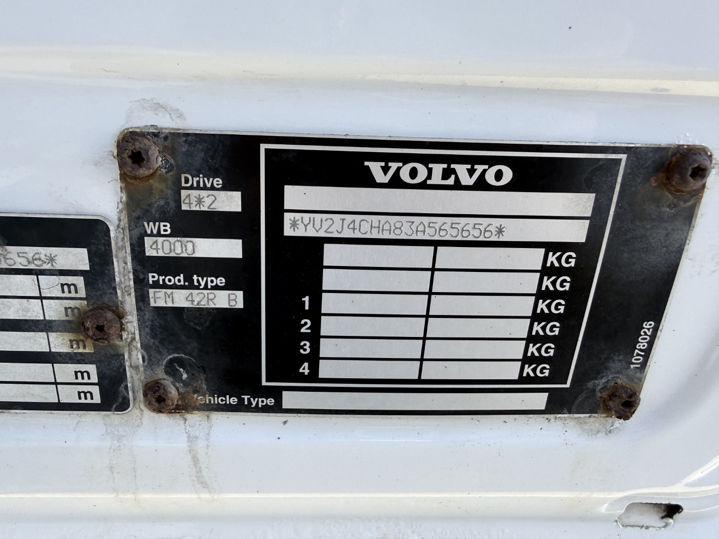 Volvo FM9/260 4x2 12.865 L ADR Tankbil