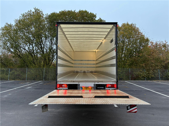 Scania P 250 LB4x2HNB