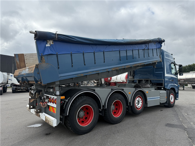 Volvo FM 500 8x4 Pushertridem Tipbil