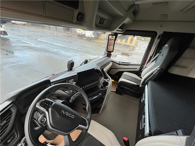 Iveco X WAY AS350X58 ZY/FS