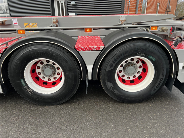 Volvo FM500 Globe Hiab X-Hipro 302 E6 kran og Sawo hejs