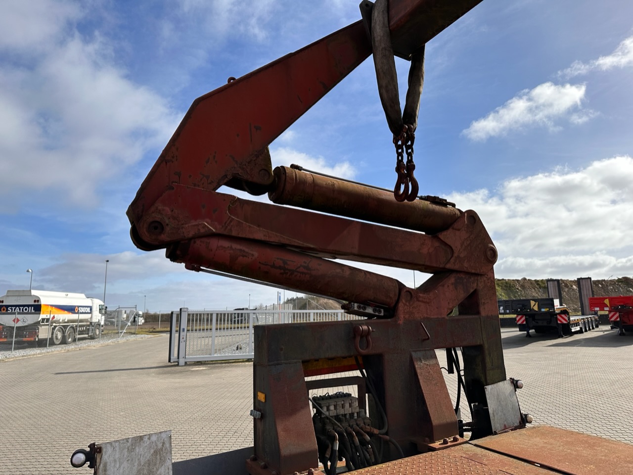 Diverse Hammar, Sideloader