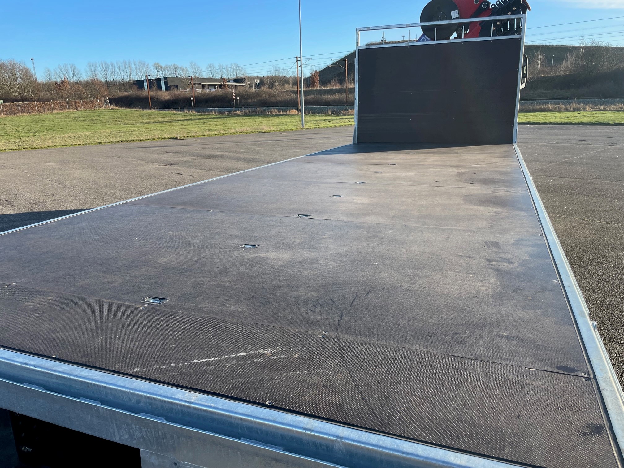 Iveco S-WAY AD190S34-E6e/FP Stillads