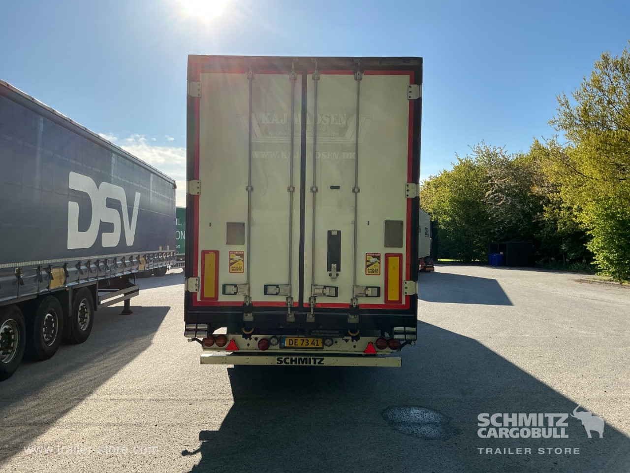 Schmitz Semi Reefer Meat hanging system