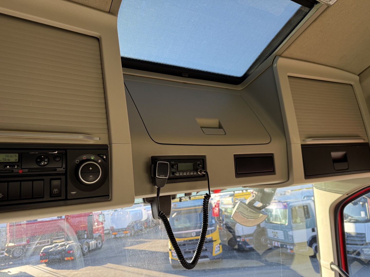 Volvo FH500 8x2*6 Tip / HMF 2120 K3