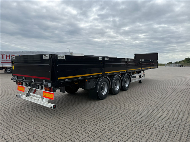 Kässbohrer SPS 3, Alusider Åben