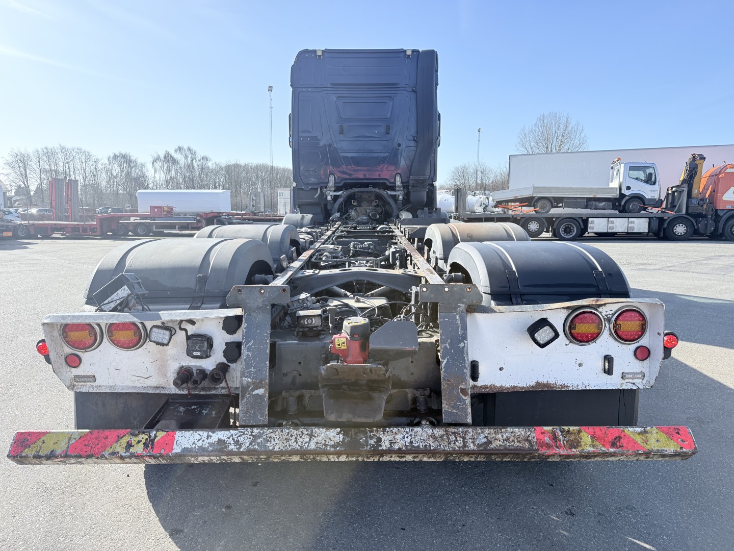 Mercedes Arocs 3253 8x2*6 Euro 6 Chassis