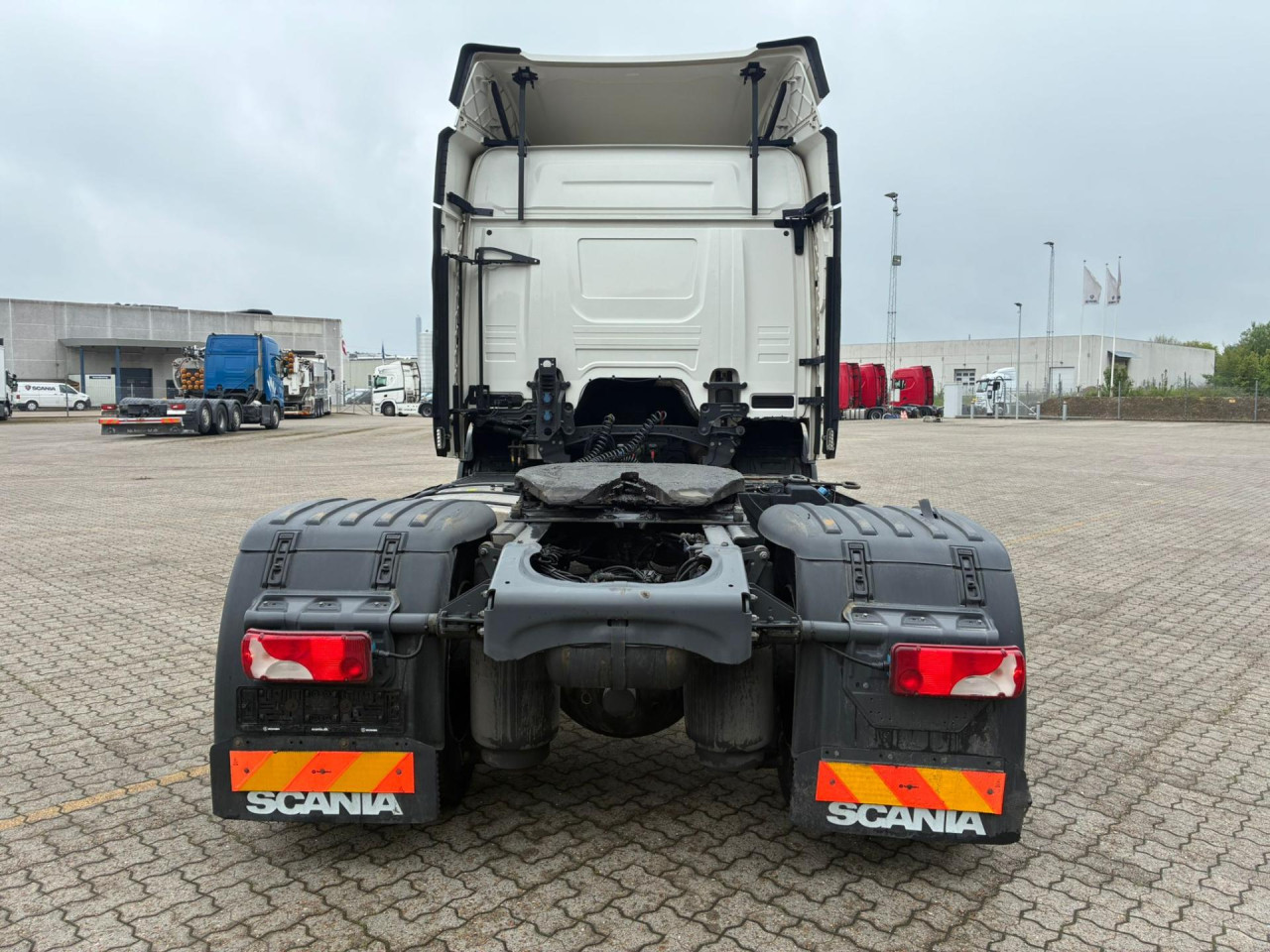 Scania P 410 A4x2NA