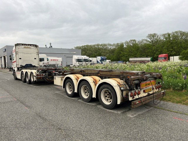 Scania R560