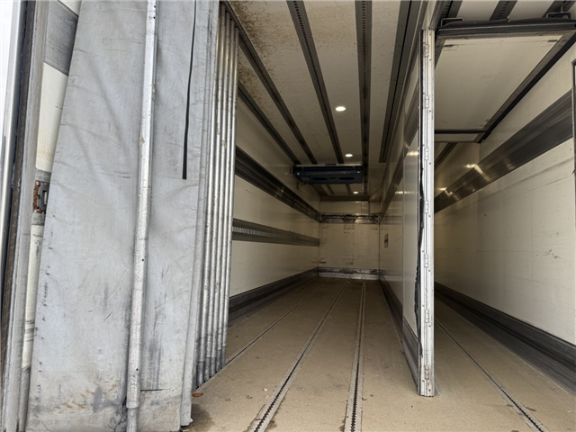 Volvo FE320 6x2*4 Frigoblock FK25SL 9.9 m kølekasse