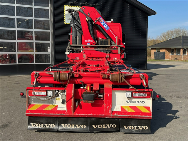 Volvo FM460 8X2*6 HMF 2120 Kran og hejs