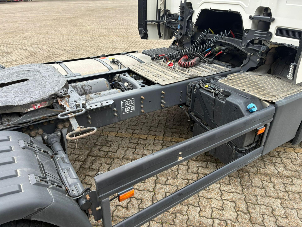 Scania P 410 A4x2NA
