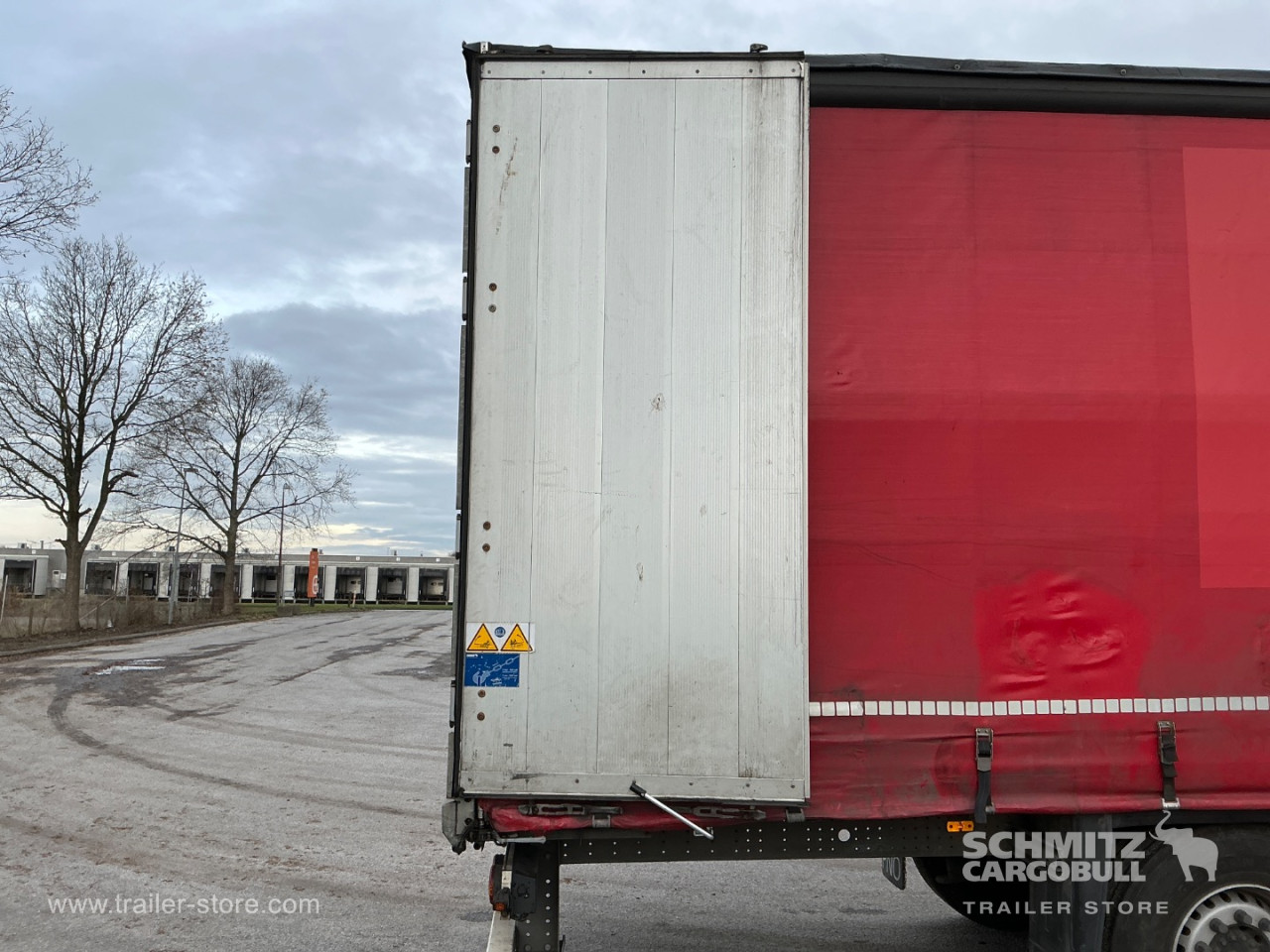 Schmitz Semi Curtainsider Standard