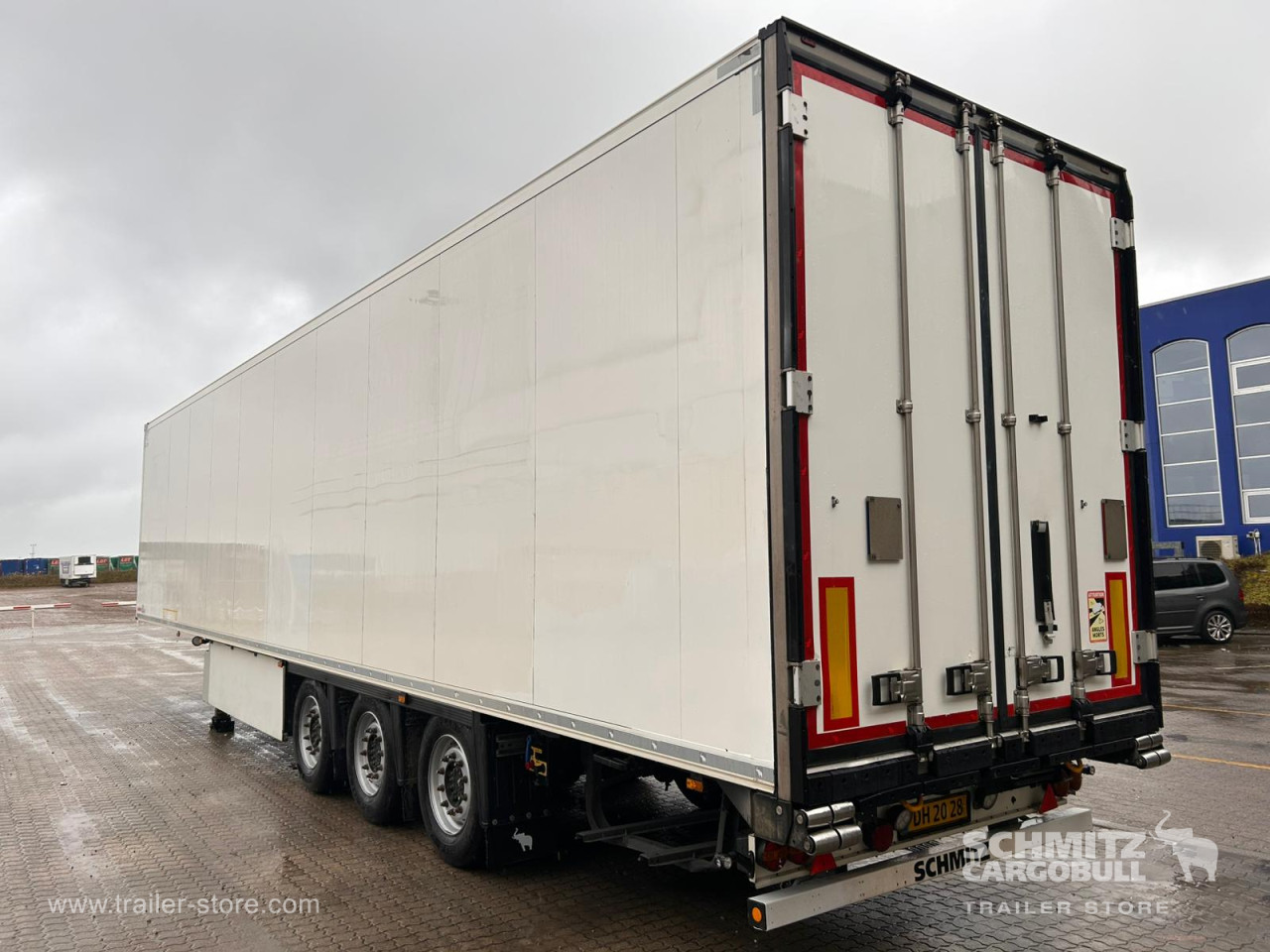 Schmitz Semi Reefer Meat hanging system