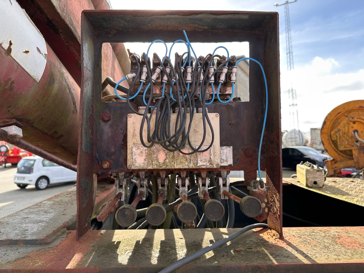 Diverse Hammar, Sideloader