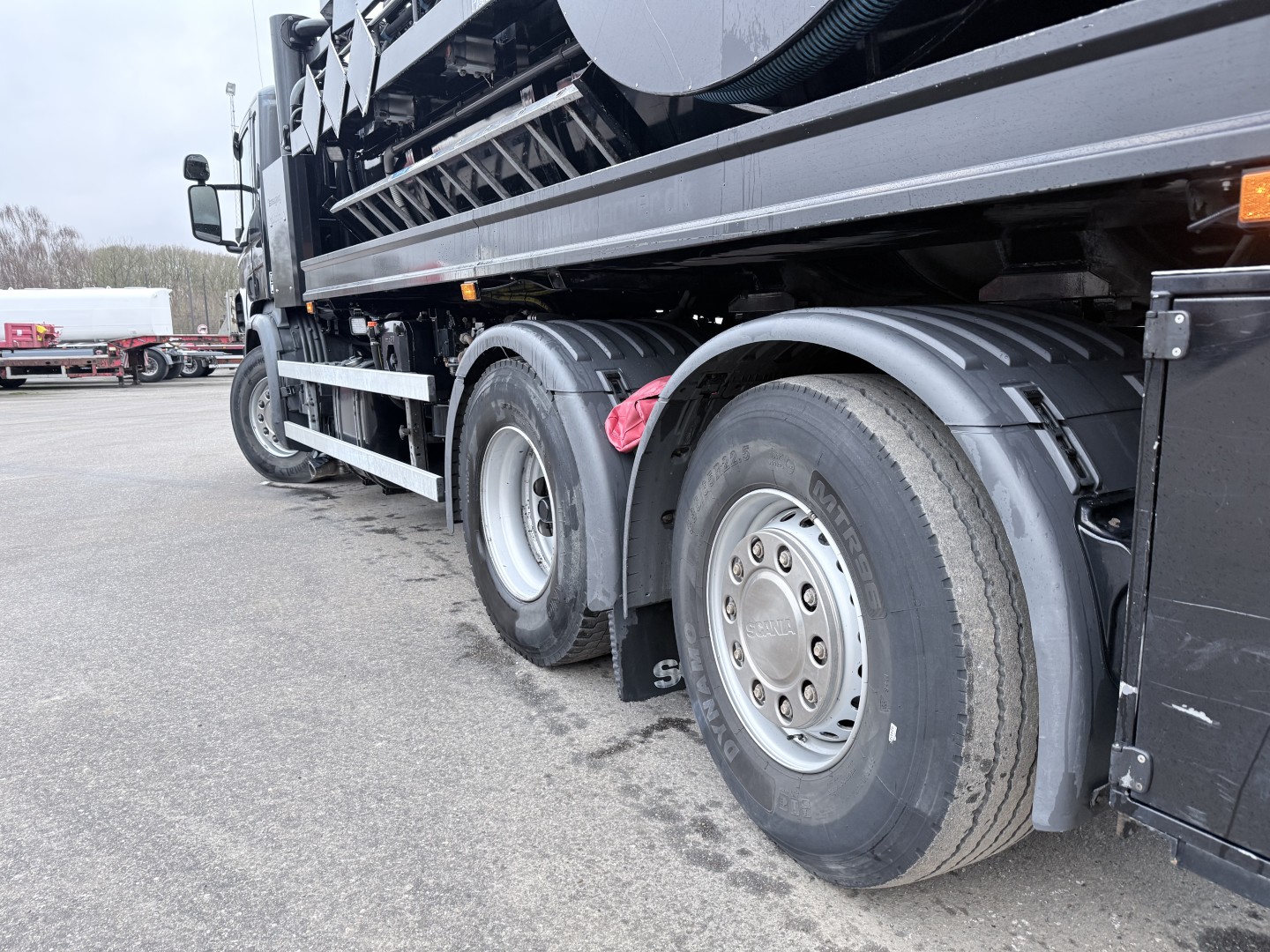 Scania P410 6x2*4 Hvidtved Larsen Flexline 312 ADR