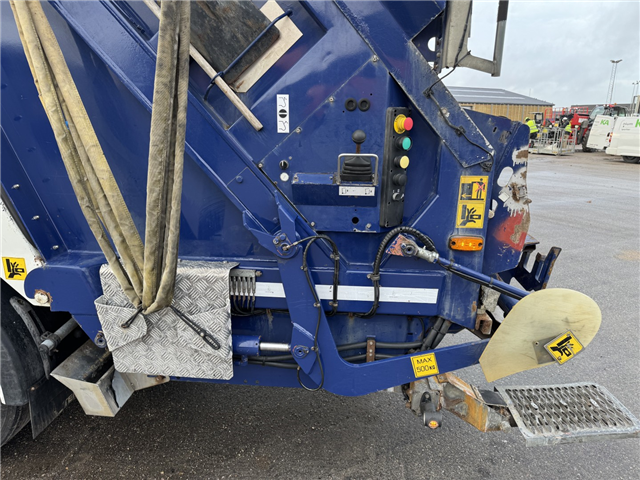 Volvo FE280 6x2*4 Euro 6 NTM 22 m3 Skraldebil