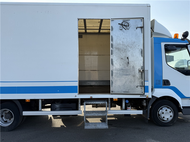 Renault Midlum 220 DXI 4x2 6,0 m Lukket Kasse