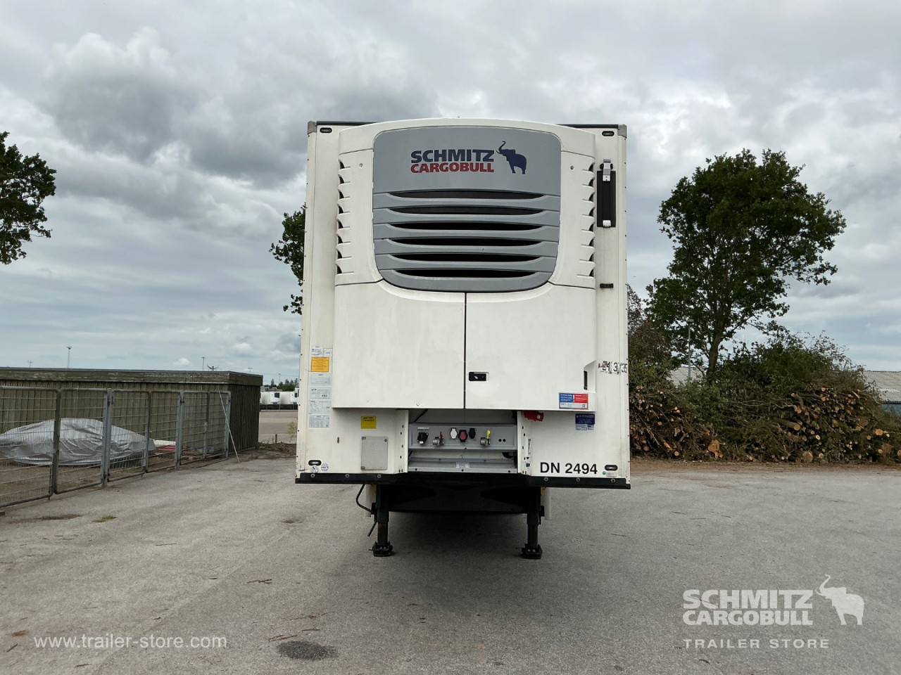 Schmitz Semi Reefer Meat hanging system