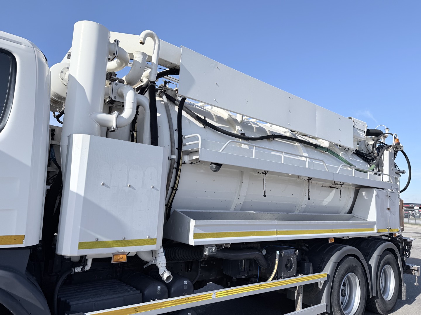 Scania P360 6x4 Hvidtved Larsen FlexLine 312