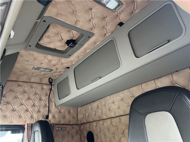 Volvo FM500 Globe Hiab X-Hipro 302 E6 kran og Sawo hejs