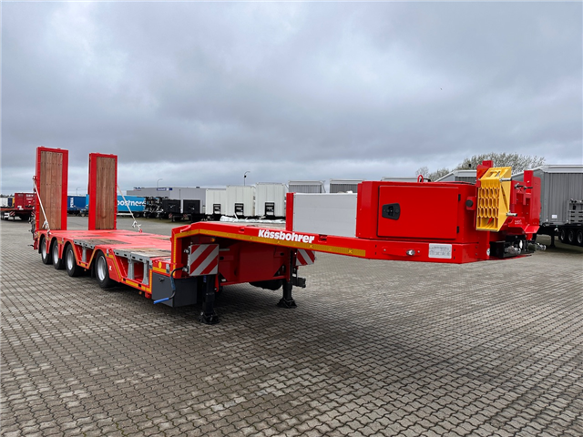 Kässbohrer SLA R4 – Hjulbrønde + udtrækkelig Maskintrailer