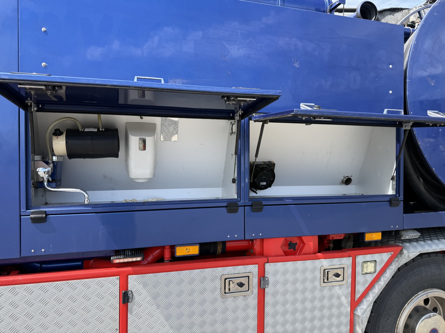 Mercedes Econic 2633 6x2*4 Hvidtved Larsen SLP309 Euro 5