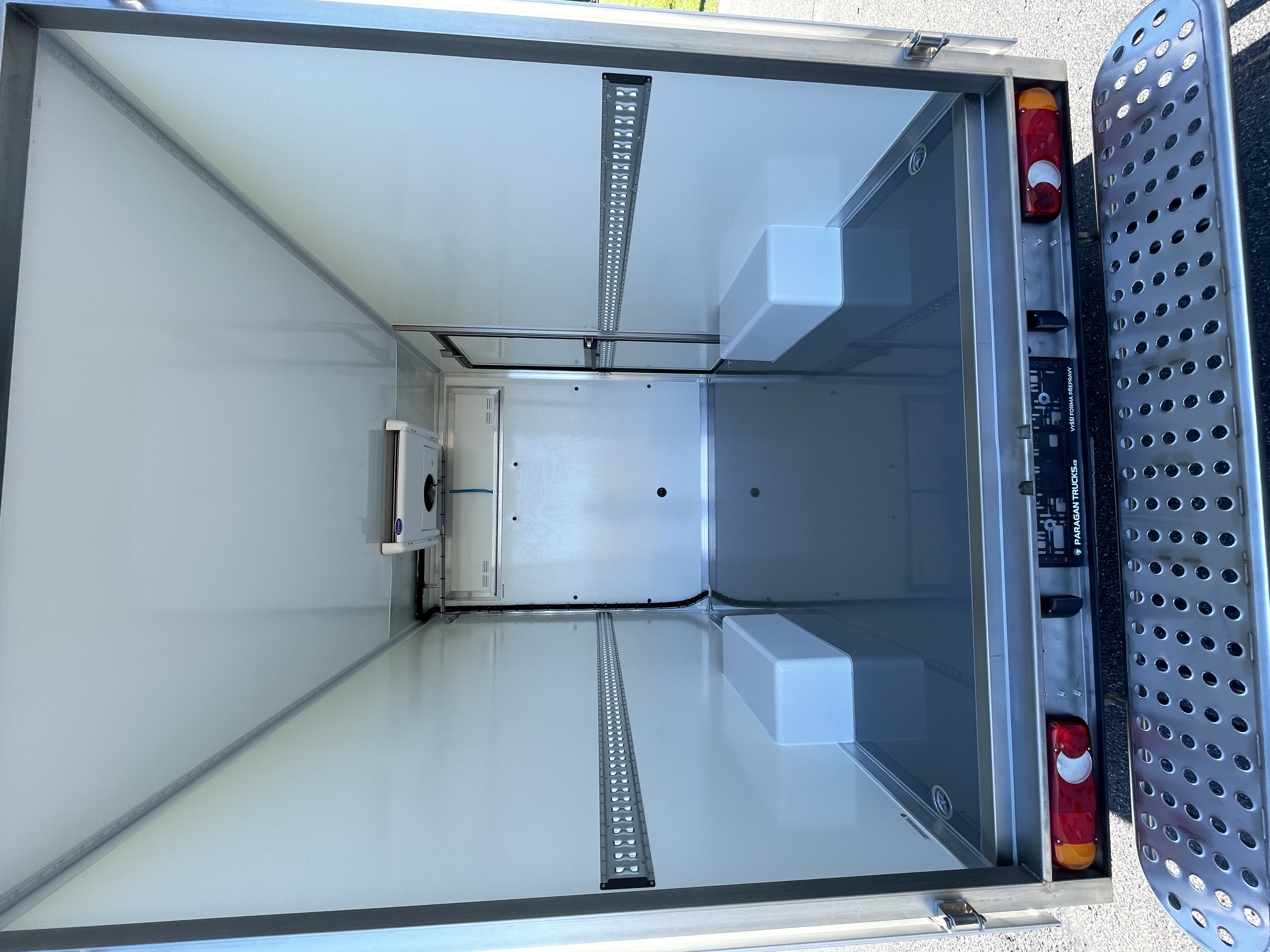 Renault Trucks Master - Fabriksny EUROBOX med køl og lav læsse højde