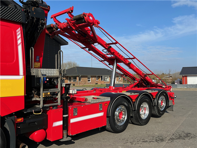 Volvo FM460 8X2*6 HMF 2120 Kran og hejs