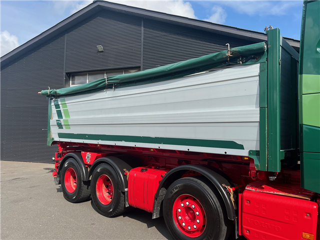 Volvo FH540 8X4 tandem med løftebogie -Nopa pendeltip
