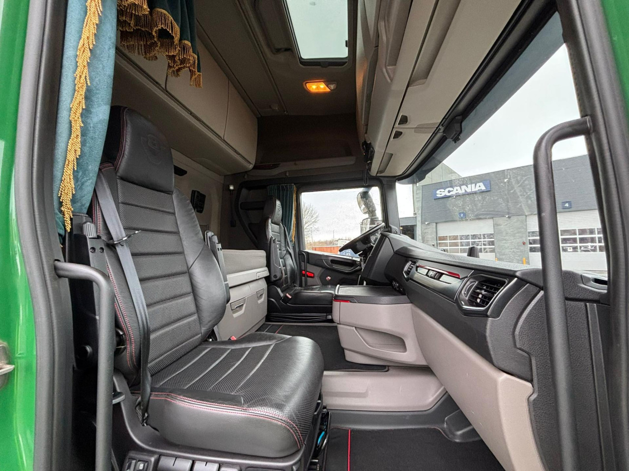 Scania R 520 A6x2NB Hydraulic