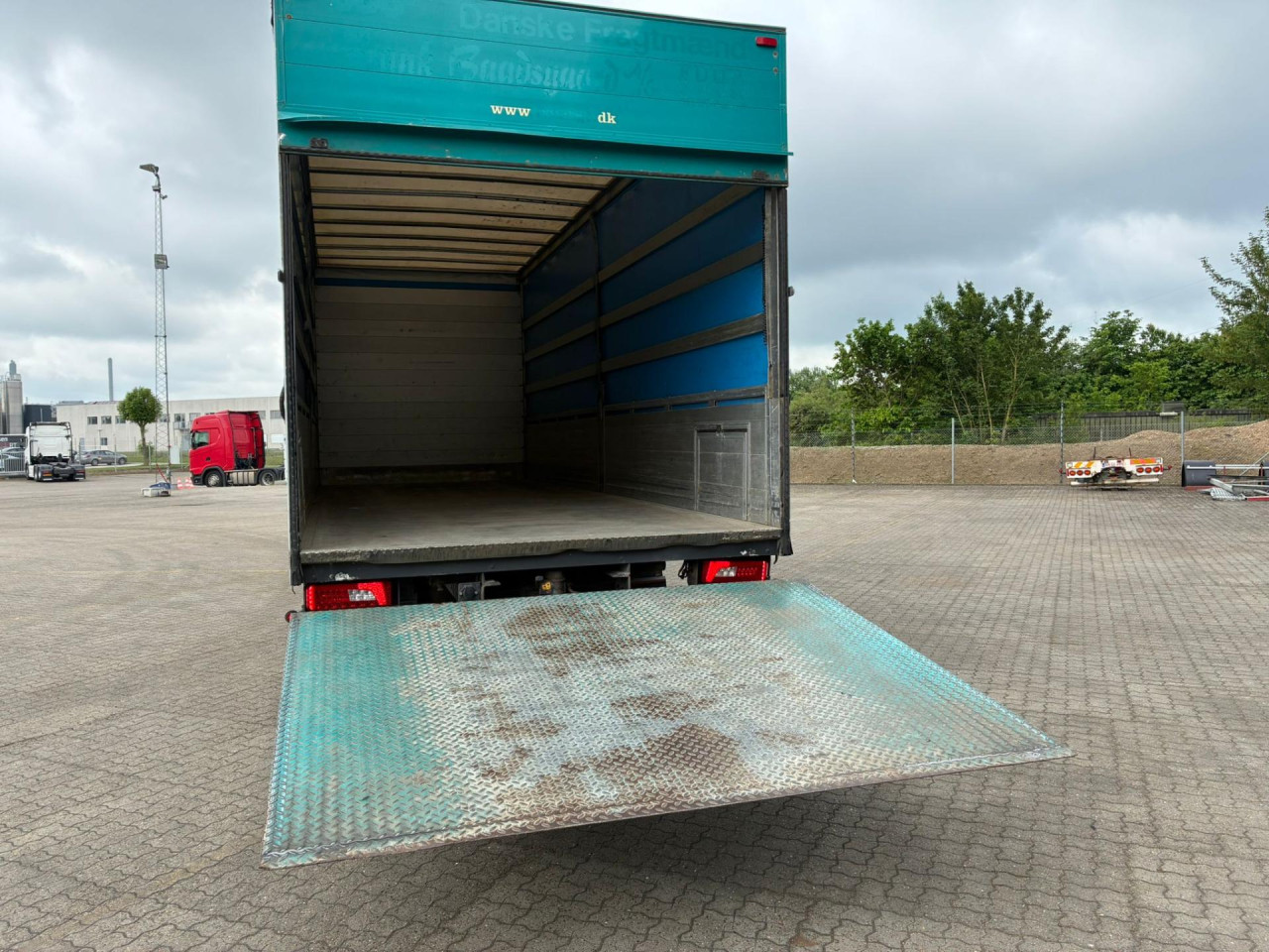 Scania G 320 DB4x2MLB