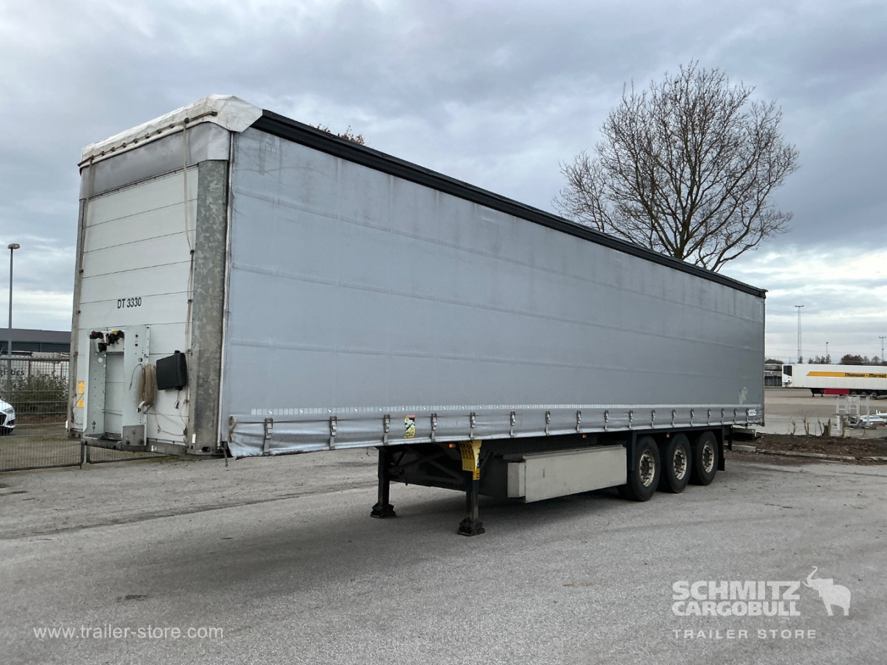 Schmitz Semi Curtainsider Standard , Foldedør højre