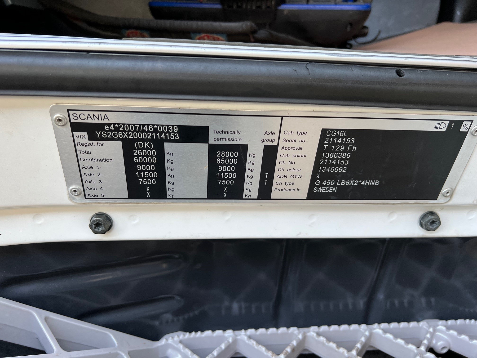 Scania G450 6X2*4 med HMF 2620 K5 kran